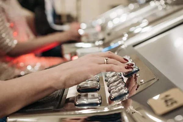 澳门彩票真人游戏